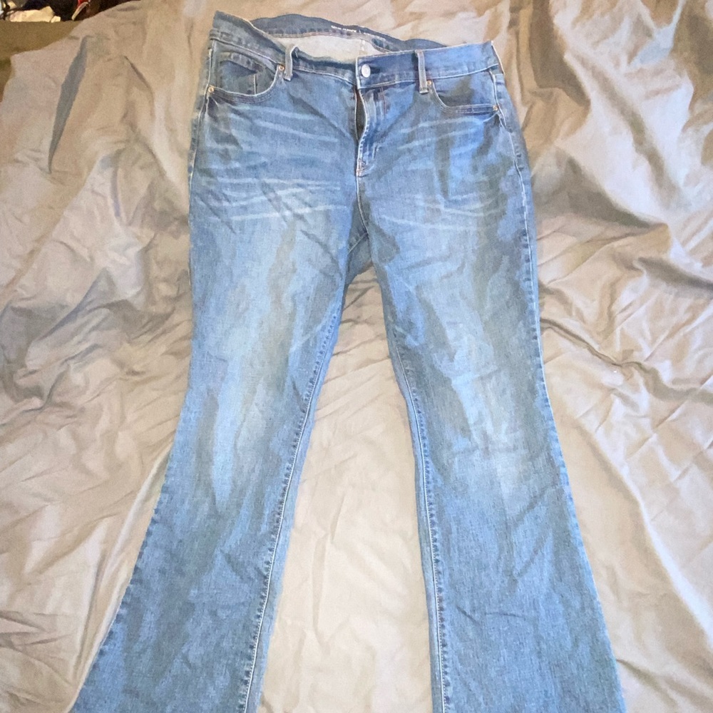 Old Navy Original Mid Rise Bootcut Jeans Size 12 Short